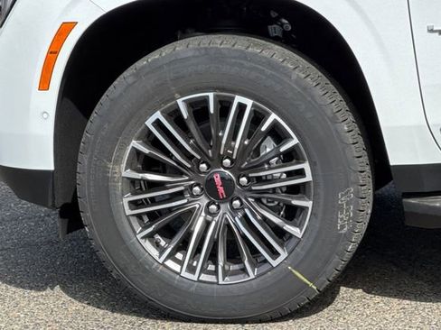 New 2026 GMC Yukon Elevation w/ Elevation Premium Package AWD/4WD image 35