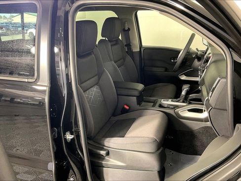 New 2026 Nissan Frontier SV w/ Tow Package image 43