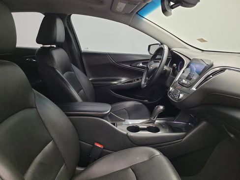 Used 2020 Chevrolet Malibu LT w/ Leather Package image 21