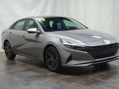 Used 2023 Hyundai Elantra SEL w/ Cargo Package