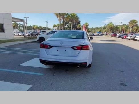 Used 2024 Nissan Altima 2.5 SR image 31