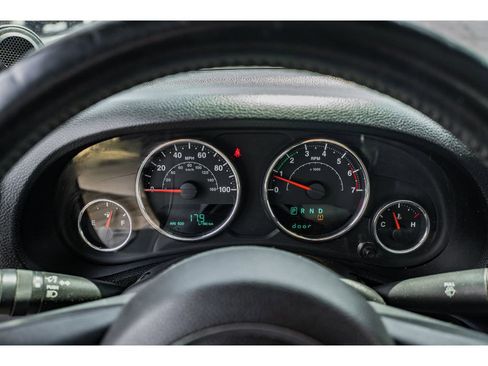 Used 2011 Jeep Wrangler Sport AWD/4WD image 12