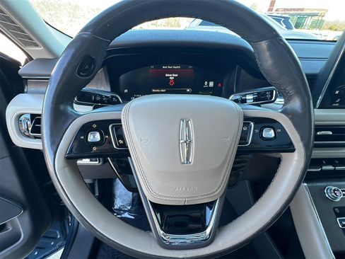 Used 2020 Lincoln Aviator Reserve w/ Equipment Group 201A image 18