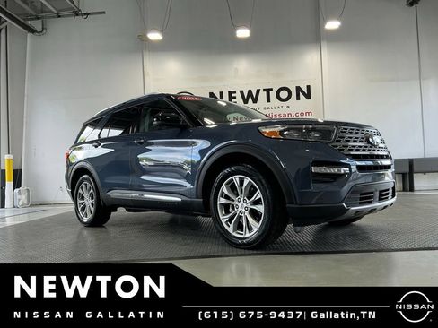 Used 2021 Ford Explorer Limited w/ Equipment Group 301A AWD/4WD image 32