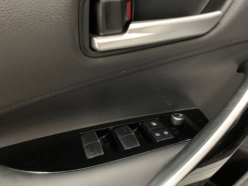 Used 2020 Toyota Corolla XSE FWD image 15
