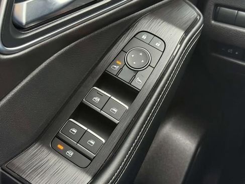 Used 2026 Nissan Rogue Platinum w/ Platinum Premium Package AWD/4WD image 17