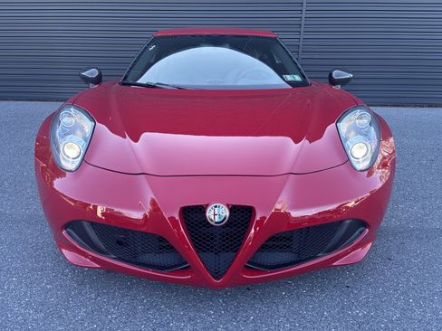 Used 2015 Alfa Romeo 4C Coupe w/ Leather Interior Group image 8