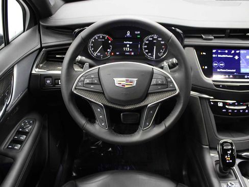 Certified 2022 Cadillac XT5 Sportv image 16