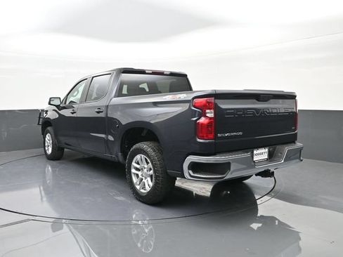 Used 2023 Chevrolet Silverado 1500 LT AWD/4WD image 8