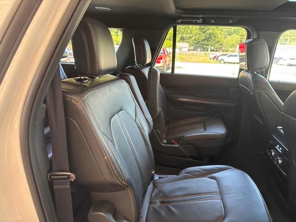 Used 2023 Ford Expedition Max Platinum AWD/4WD image 26