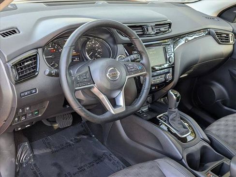Used 2022 Nissan Rogue Sport SV w/ Technology Package AWD/4WD image 10