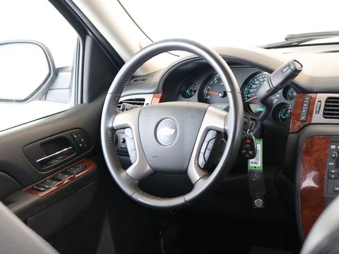 Used 2014 Chevrolet Tahoe LT w/ Luxury Package image 33