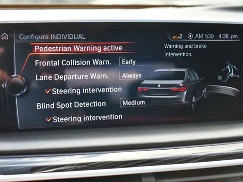 Used 2017 BMW 750i xDrive image 59