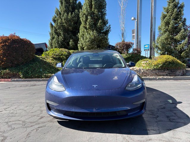 Used 2022 Tesla Model 3 Long Range AWD/4WD image 2