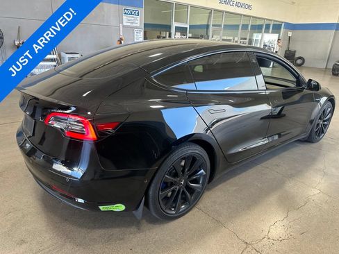 Used 2021 Tesla Model 3 Standard Range Plus RWD image 3