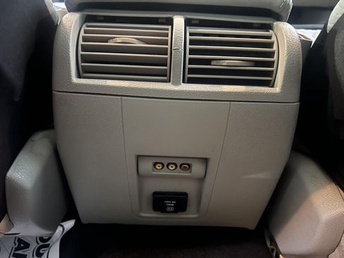 Used 2008 Jeep Commander Overland AWD/4WD image 23