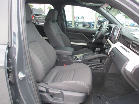 Used 2024 Toyota Tacoma TRD Sport RWD image 14