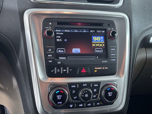 Used 2014 GMC Acadia SLT image 19