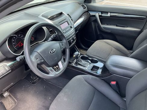 Used 2015 Kia Sorento LX FWD image 7