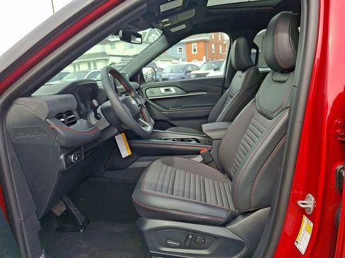 New 2026 Ford Explorer ST-Line w/ ST-Line Street Pack image 8