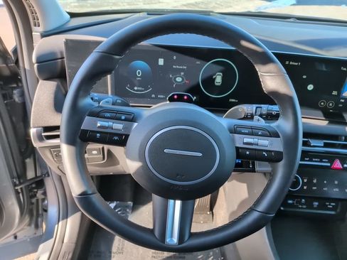 Certified 2025 Hyundai Tucson Limited image 15