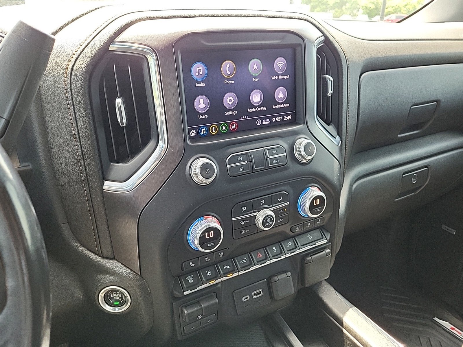 Used 2020 GMC Sierra 2500 AT4 w/ AT4 Premium Package AWD/4WD image 19