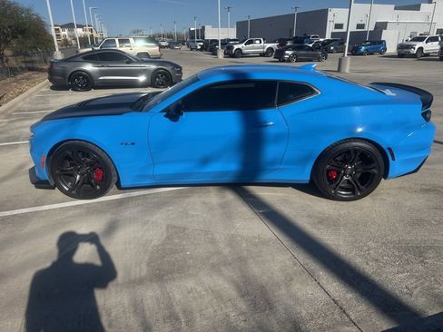 Used 2022 Chevrolet Camaro SS image 6