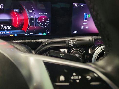 Used 2025 Mercedes-Benz CLA 250 4MATIC image 21