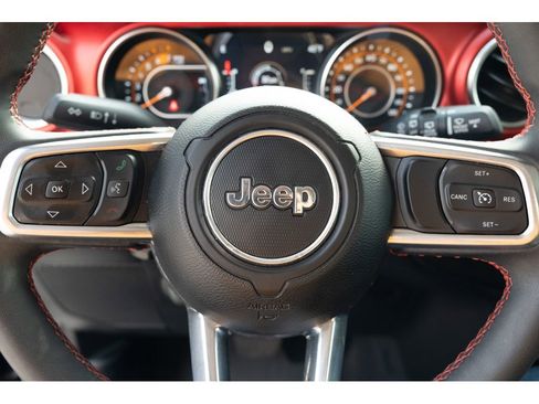 Used 2023 Jeep Wrangler Unlimited Rubicon w/ Xtreme 35 Tire Package AWD/4WD image 17