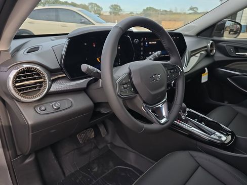 New 2026 Chevrolet Trax ACTIV w/ Driver Confidence Package image 15