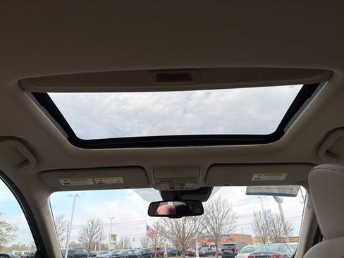 Used 2017 Honda CR-V EX-L image 17