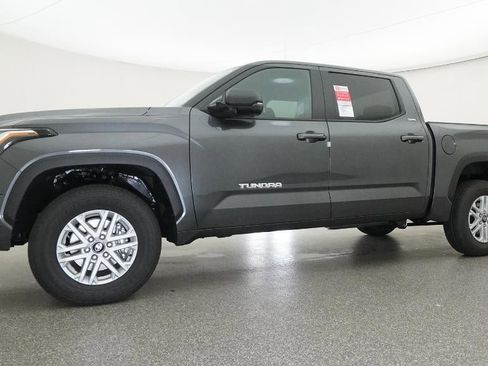 New 2026 Toyota Tundra SR5 AWD/4WD image 18