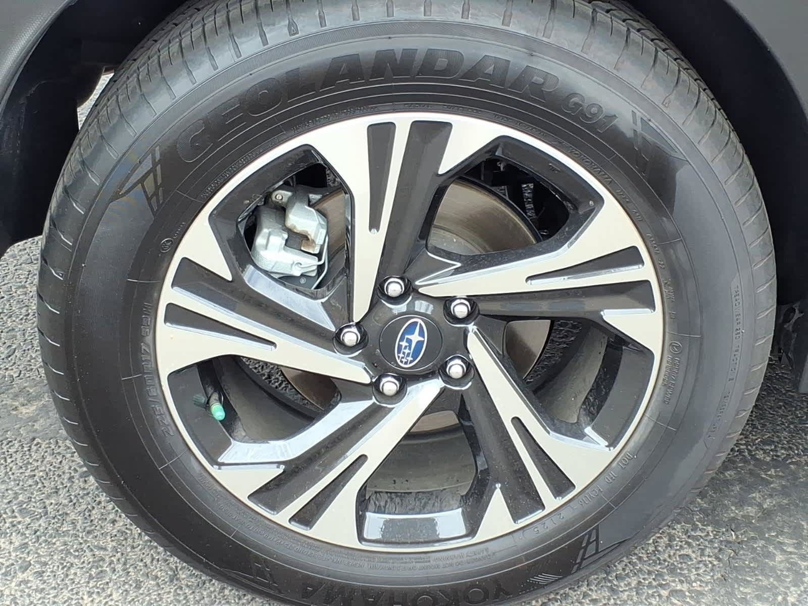 Certified 2025 Subaru Crosstrek 2.5i Premium AWD/4WD image 10
