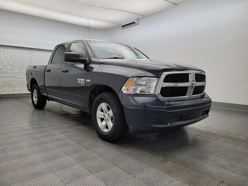 Used 2019 RAM 1500 Classic SLT image 13