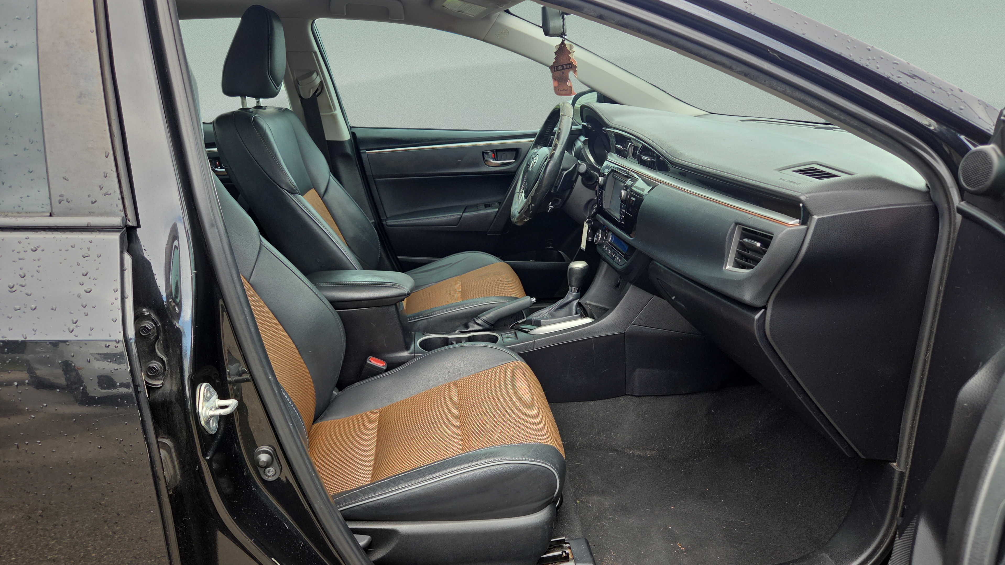 Used 2016 Toyota Corolla S FWD image 19