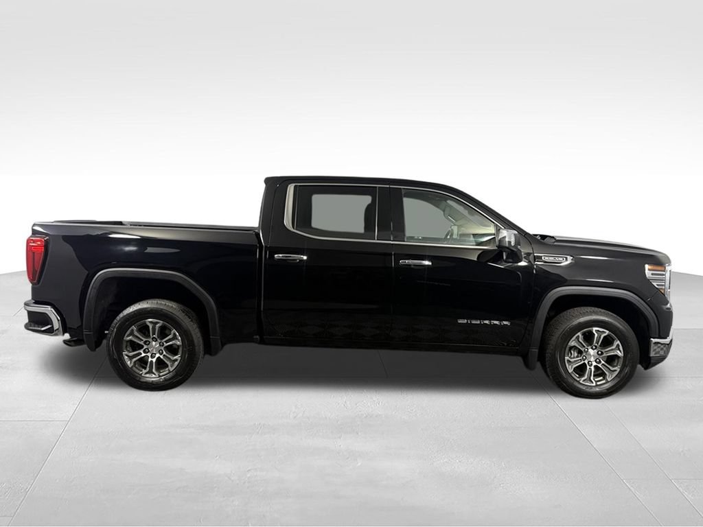 Used 2025 GMC Sierra 1500 SLT AWD/4WD image 6