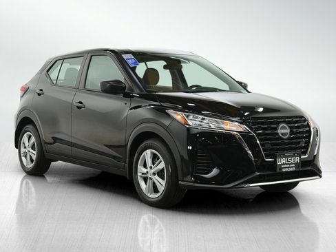 Used 2024 Nissan Kicks S image 7