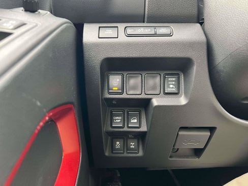 Used 2024 Nissan Frontier PRO-4X w/ Pro Premium Package image 21