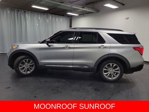 Used 2020 Ford Explorer XLT w/ Equipment Group 202A image 6