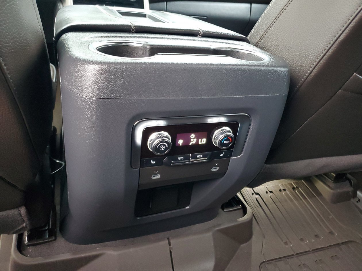Used 2023 GMC Yukon Denali w/ LPO, Floor Liner Package AWD/4WD image 15