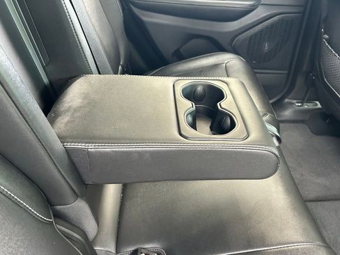 Certified 2024 Jeep Grand Cherokee Limited w/ Black Appearance Package image 42