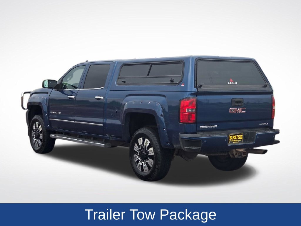 Used 2016 GMC Sierra 2500 Denali w/ Suspension Package, Off-Road AWD/4WD image 40
