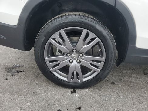 Used 2022 Honda Pilot Sport image 11