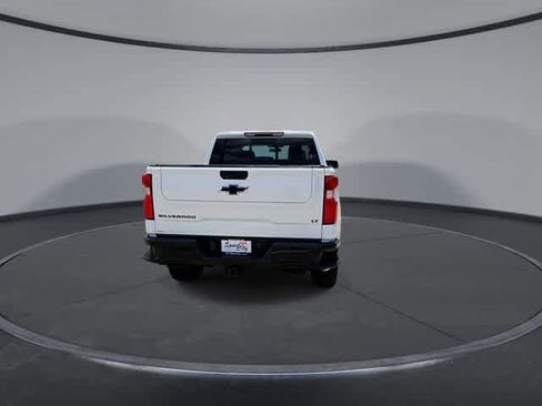 Used 2021 Chevrolet Silverado 1500 LT Trail Boss w/ LT Trail Boss Premium Package AWD/4WD image 7