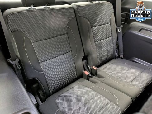 Used 2023 GMC Acadia SLE w/ Driver Convenience Package image 28