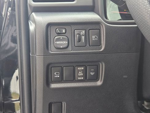 Used 2022 Toyota 4Runner Limited image 19