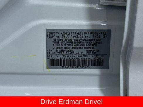 Used 2025 Nissan Sentra SR FWD image 31