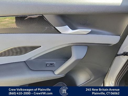 New 2026 Volkswagen Tiguan SE R-Line AWD/4WD image 48