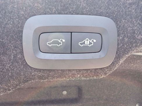 Certified 2023 Volvo S90 B6 Plus AWD/4WD image 26