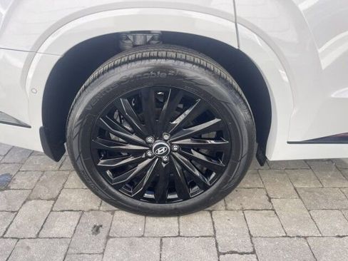 Used 2024 Hyundai Palisade Calligraphy image 41